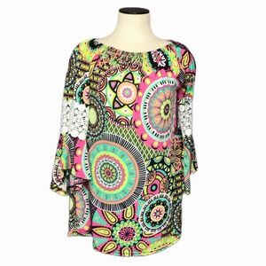 Win Win Pinwheel Sleeve‎ Tunic Sz. S/M Geometric Print Top Boho Artsy Stretch